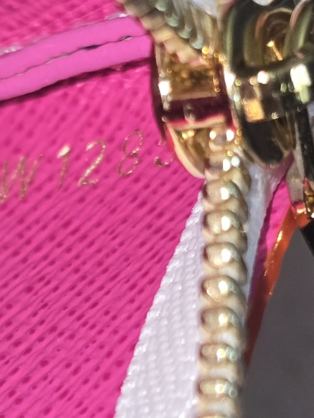 Louis Vuitton x Takashi Murakami Monogram Multicolore Phone Holder and Key Pouch - Picture 9 of 15